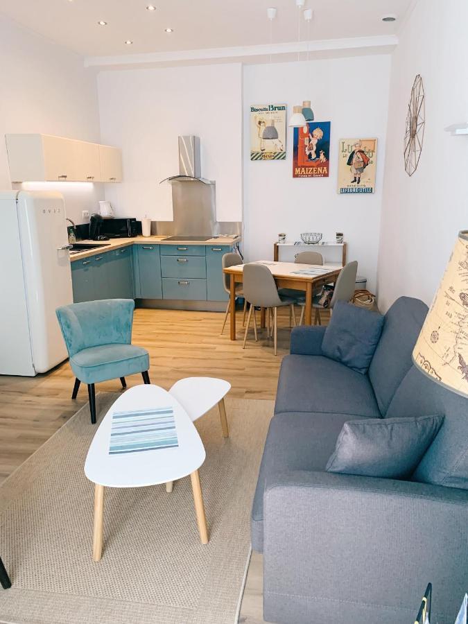 Au Coeur Du Vieil Antibes Apartment Bagian luar foto